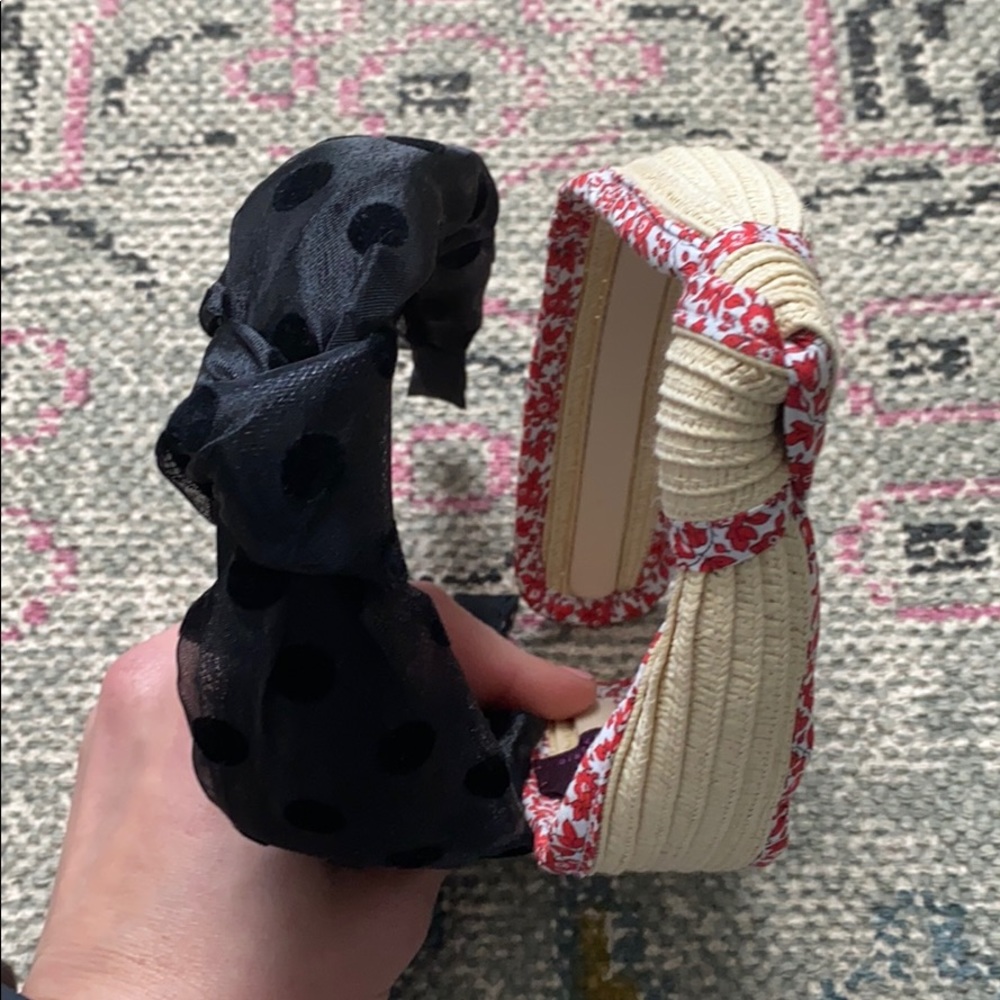 Bundle of hand bands